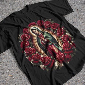 Design de camiseta Virgencita PNG, design de camiseta religiosa em meio-tom, pode ser usado para DTF, DTG e muito mais!