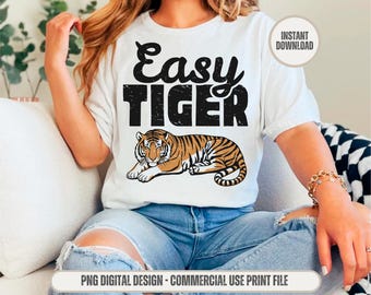 Trendiges Retro T-Shirt Design - Lustiges Zitat PNG mit Tiger Grafik - Humorvoller Druck für Sublimations- und DTG-Druck - Vintage Mädchen zum Ausdrucken