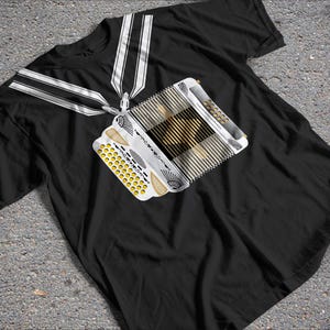 Accordeon T-shirtontwerp, accordeon png-T-ontwerp, kan worden gebruikt voor sublimatie, DTG, DTF, zeefdruk en meer! Accordeon, png