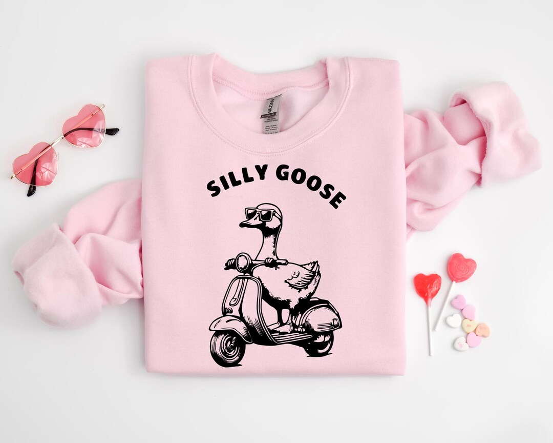 Silly Goose Racing Silly Goose on the Run PNG Design – Funny Goose SVG Clipart for Cricut ...