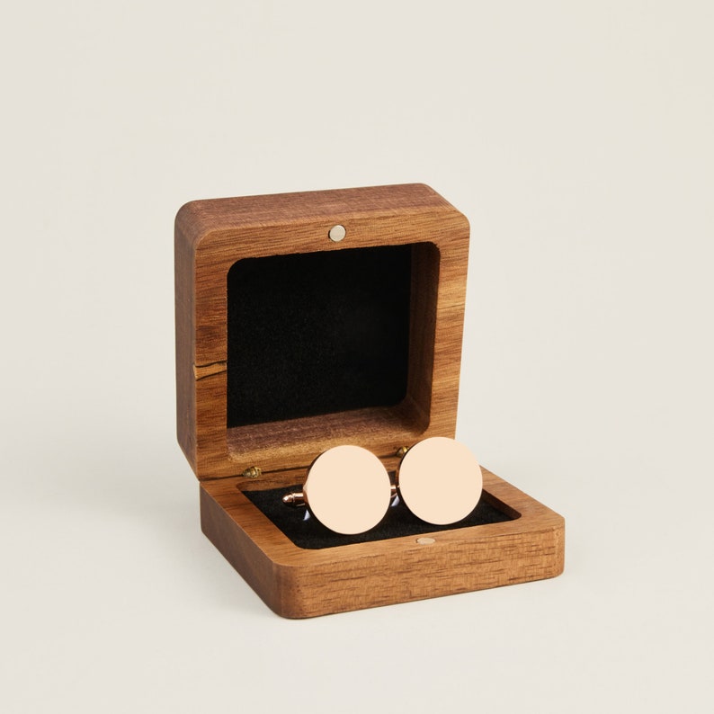 Boîte à boutons de manchette en bois avec design personnalisé, boutons de manchette personnalisés pour homme d'honneur, cadeau de garçon d'honneur pour mariage, cadeau d'anniversaire pour homme, mari image 7