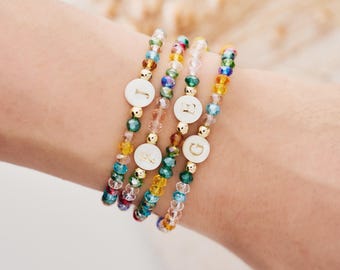 Gioielli personalizzati da regalare con pietra portafortuna per compleanno, piccole pietre preziose naturali miste, bracciale personalizzato con iniziale, regalo di nozze.