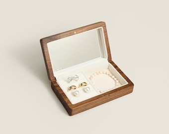 Personalisierte Schmuckschatulle mit Namen, Schmuckschatulle Schmuck Ringbox, Armbänder Geschenkbox, Geschenk für Mama, Geschenk für sie, Halskette Ringbox