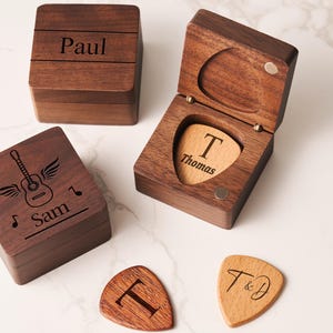 Plettri per chitarra personalizzati, custodia per plettri per chitarra in legno personalizzata con incisione, organizer per plettri per chitarra in legno, regalo musicale per chitarrista musicista