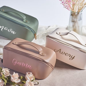 Individuelle Kulturtasche mit gesticktem Namen für Brautjungfer Geschenk, Luxus-Kosmetiktasche für Vorschlag Geschenk für sie, personalisierte MakeupBag