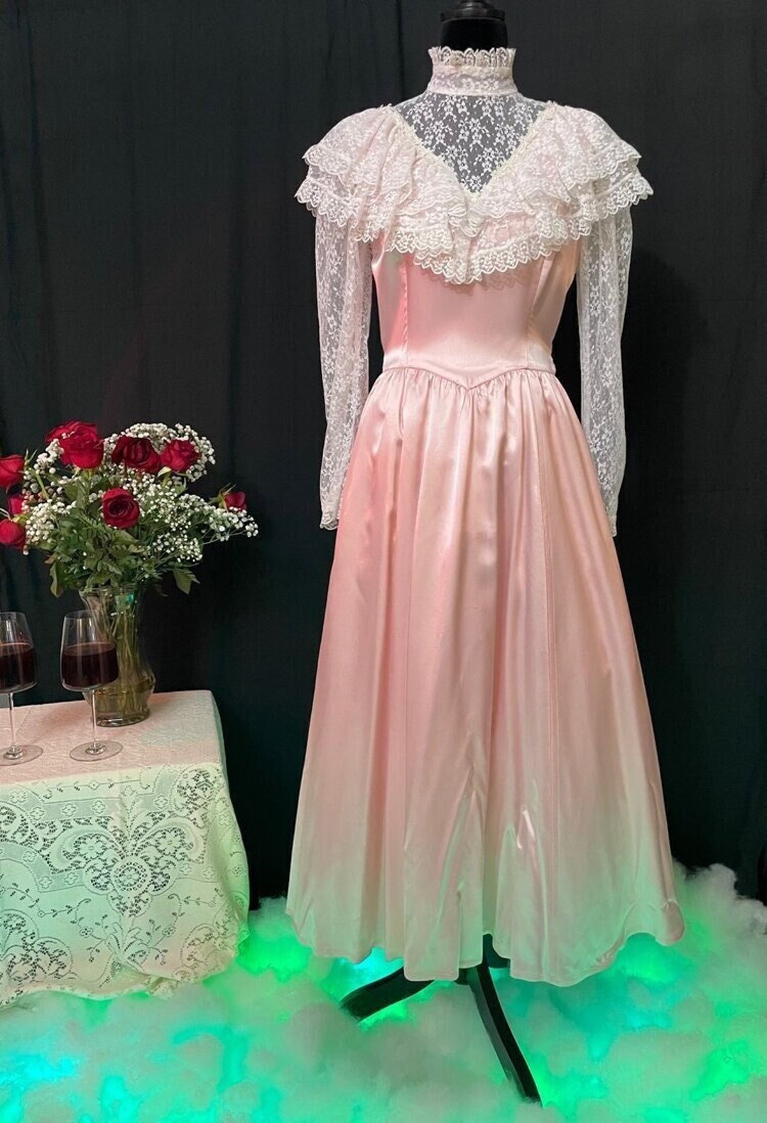 1980s Gunne Sax Pink Satin and Lace Dress S - Etsy