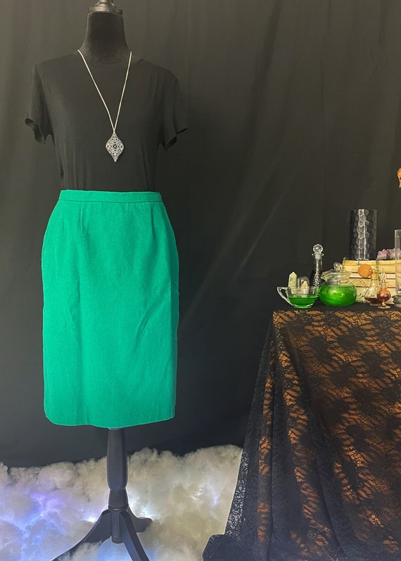 1960s Green Wool Pencil Skirt- S M - image 1