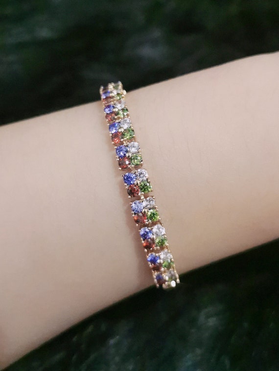 Hand sale catenary bracelet