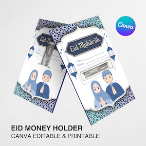 Könnte beinhalten: Zwei blaue und weiße Eid Mubarak Geldhüllen mit einem Schlitz für Bargeld. Die Hüllen zeigen ein Cartoon-Paar in traditioneller Kleidung, eine Laterne und ein geometrisches Muster.