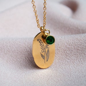 Birth Flower Engraved Necklace - Personalised Birthday Gift -  Custom Engraving Pendant Necklace