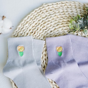 Tulip Embroidered Socks, Floral Pattern Socks, Ankle Socks, Casual Sock, Novelty Sock, Socks for Woman, Retro Socks, Holiday gifts