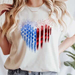 American Flag Heart T-Shirt, Fourth of July T-Shirt, USA Flag Shirt, Independence Day, American Flag Shirt, Patriotic Shirt, 4Th Of July Tee