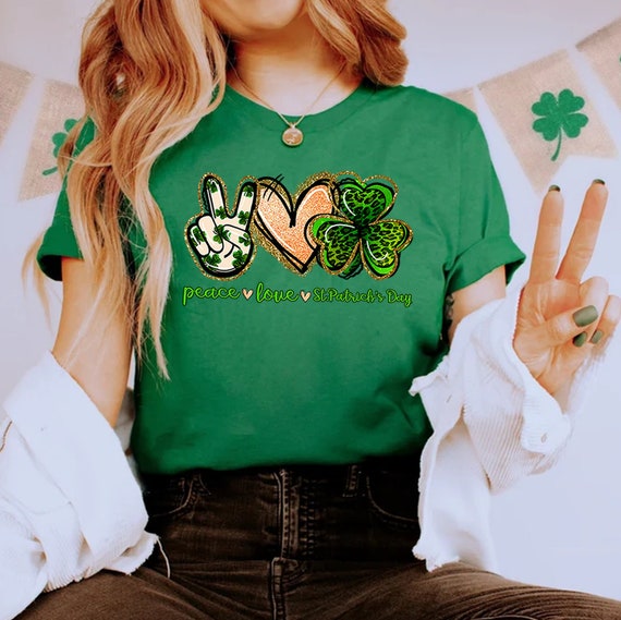 Peace Love Patty's Day Clover T-Shirt St Patrick's Day Gifts T-Shirt Peace Love Patty's Day Clover T-Shirt St Patrick's Day Gifts T-Shirt