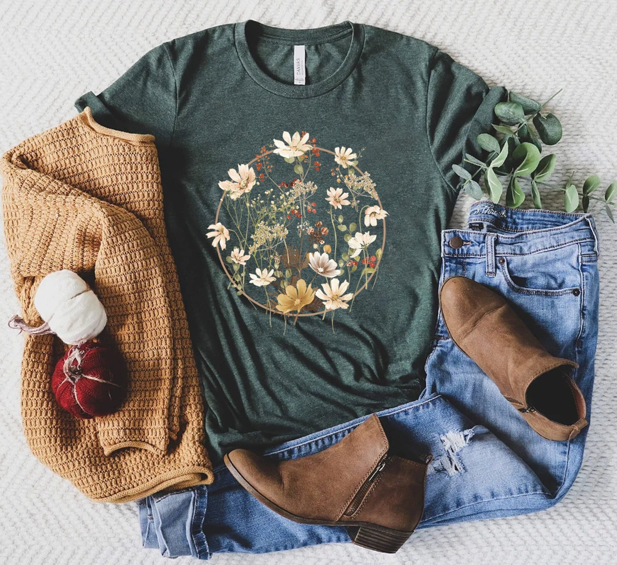 Tシャツ・カットソー [SLOWLOLLY] Flower Lettering T Shirt (2 COLOR) Vintage Flower Shirt - Etsy