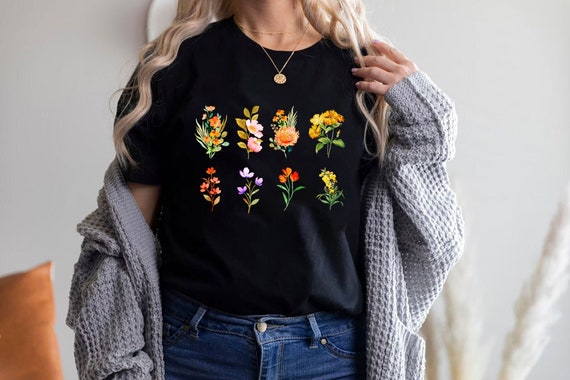 Wildflower Shirt, Vintage Flower Shirt, Floral Shirt, Flower Shirt, Gift for Women, Ladies Shirts, Best Friend Gift Shirt, Botanical Shirt