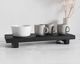 Rustiek zwart dienblad van onbewerkt hout, serveer- en presentatiedienblad, dienblad voor hapjes en koffie, minimalistisch dienblad, wabi-sabi, verhoogd dienblad