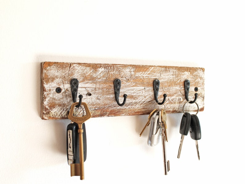 White wooden wall key holder, rustic wall key hanger, minimalist key storage, hooks for keys and jewelry, wabi-sabi decor image 1