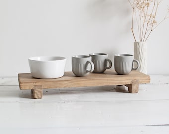 Ruwe en rustieke houten schaal, serveer- en presentatieschaal, voorgerecht- en koffieschaal, minimalistische schaal, wabi-sabi, oprijsschaal