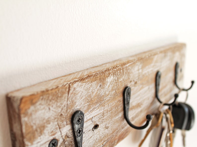 White wooden wall key holder, rustic wall key hanger, minimalist key storage, hooks for keys and jewelry, wabi-sabi decor image 4
