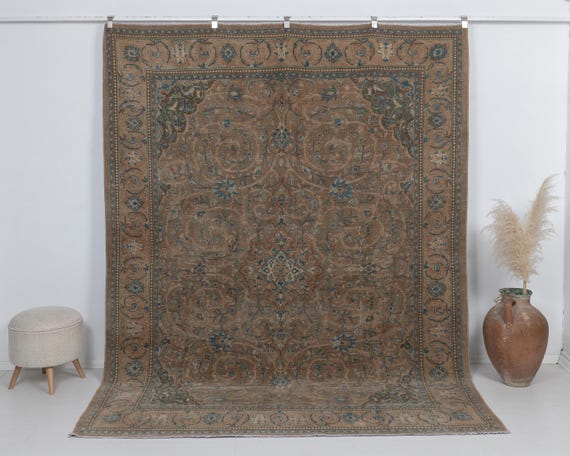 Vintage Brown Blue Persian style Rug, Handmade Wool Medallion Area Rug (7.5 x 9.9 ft.)