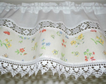 Vintage-Design mit Blumen, Bienen & Käfern Scheibengardine mit Spitze