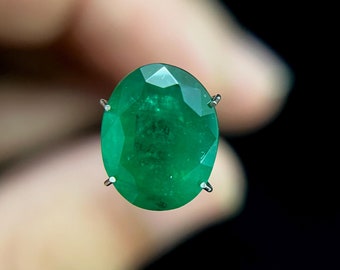 Natural Emerald Oval Cut Untreated Emerald Stone, Zambia Emerald 11.2x8.8 mm, 4 Carats, Vivid Green Loose Emerald Gemstone for Ring, Pendant