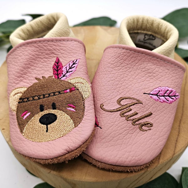 Bio Krabbelschuhe mit Namen für Baby und Kinder (Öko Lederpuschen) - personalisierte Lauflernschuhe mit Name