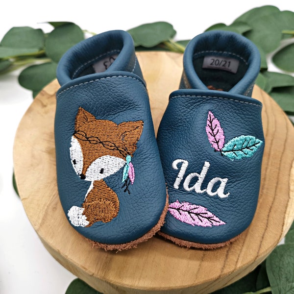 Bio Krabbelschuhe mit Namen für Baby und Kinder (Öko Lederpuschen) - personalisierte Lauflernschuhe mit Name