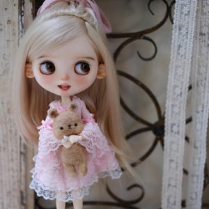 Blythe - Custom blythe doll, ooak blythe, blythe custom,  sweet doll
