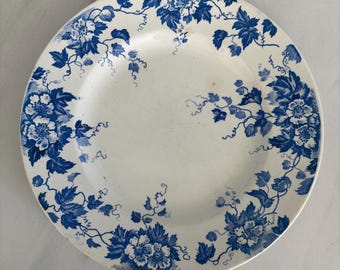 Antiek blauw aardewerk bord, Marion-patroon, St Amand en Hamage | 19e-eeuws Frans aardewerk