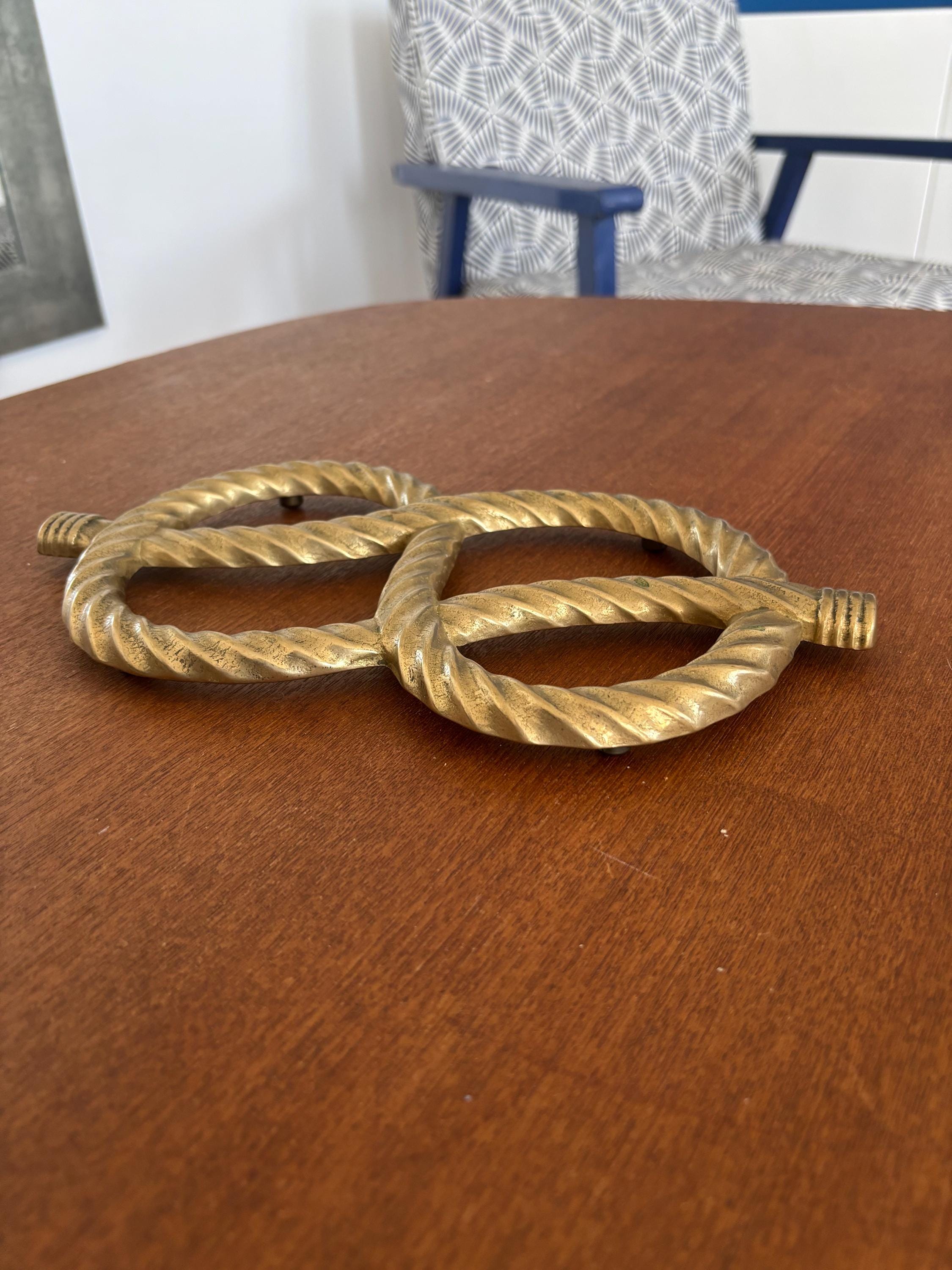 Vintage Brass Trivet - Twisted Marine Rope Design - Retro Chic Kitchen