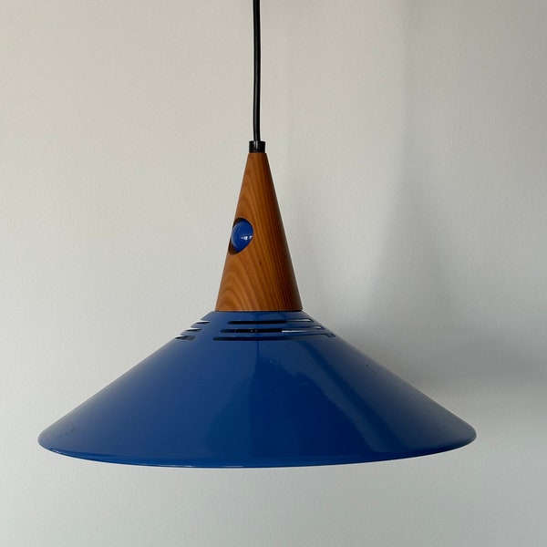 Suspension style memphis vintage bleu électrique