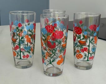 Set of 4 vintage water glasses with bird and flower design – 1970s style – seventies glass tumbler