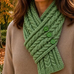 Knitting Pattern - Loop Scarf with Cable Pattern -  Instant download