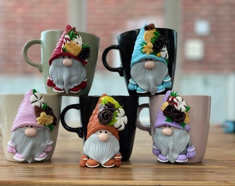 Mug en argile polymère personnalisé, cadeau parfait, Unique, Gnome décoré, fait à la main, personnalisé, tasses à café