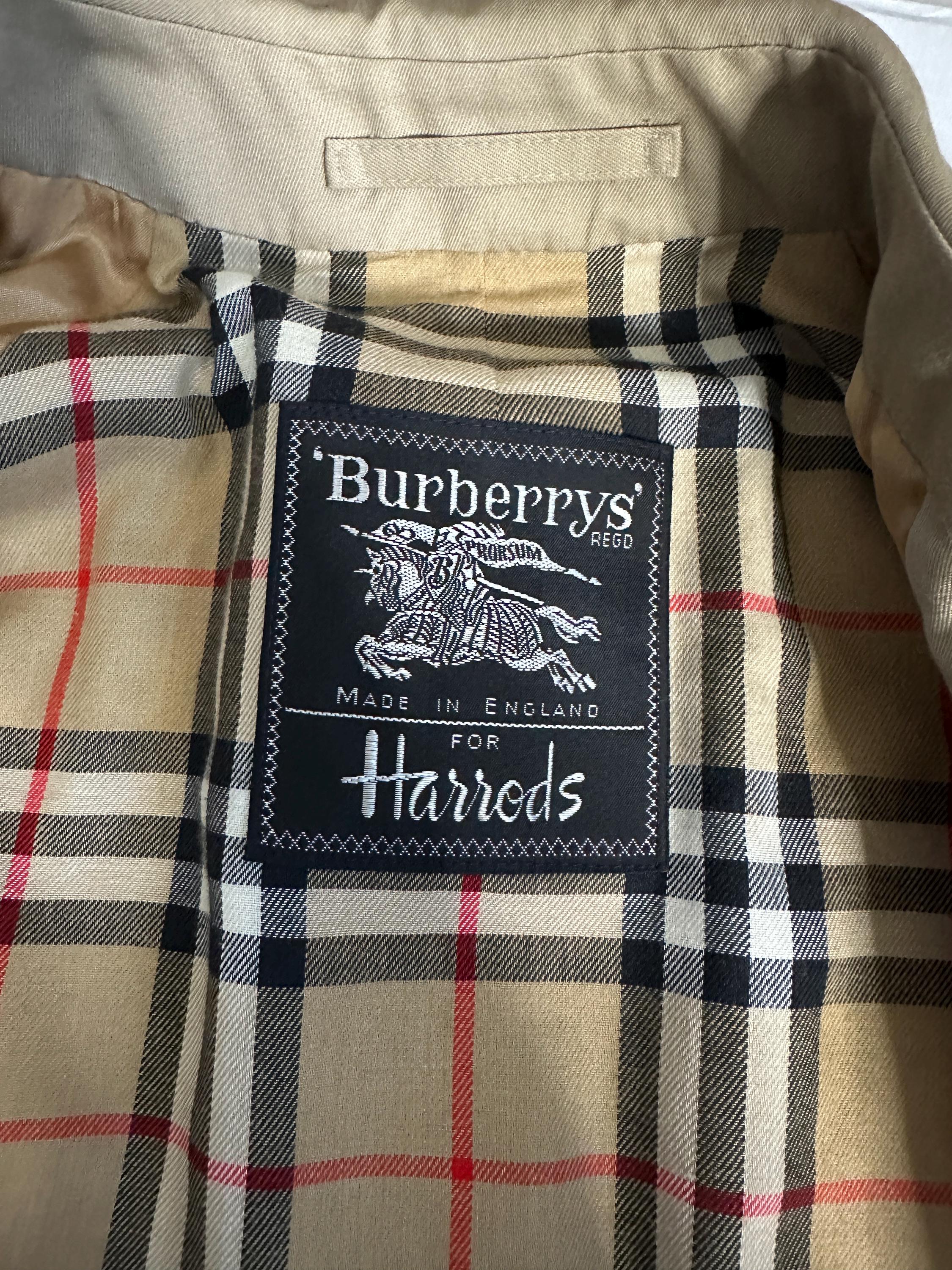 Men's Vintage Burberrys for Harrods Classic Tan Nova Check Lined