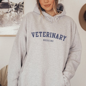 Vet Med Hoodie, Vet Med, Vet Med Sweatshirt, Vet Med Shirt, Vet Personal Gift, Vet Med Gifts, Vet Tech Hoodie, Vet School Apparel, Vet Presents