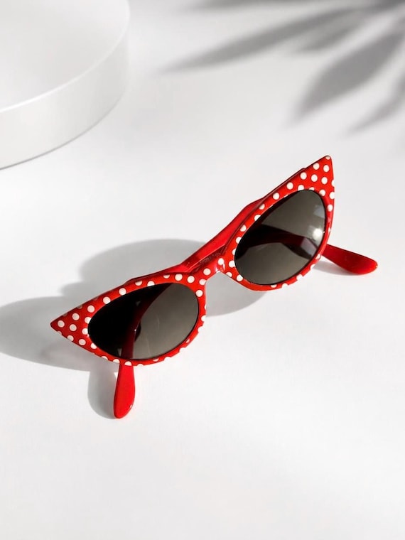Vintage Red Polka Dot Cat-Eye Sunglasses | Retro Pin-Up Fashion | UV400 Women’s Statement Sunglasses | Rockabilly Eyewear | Gift for Her CP2