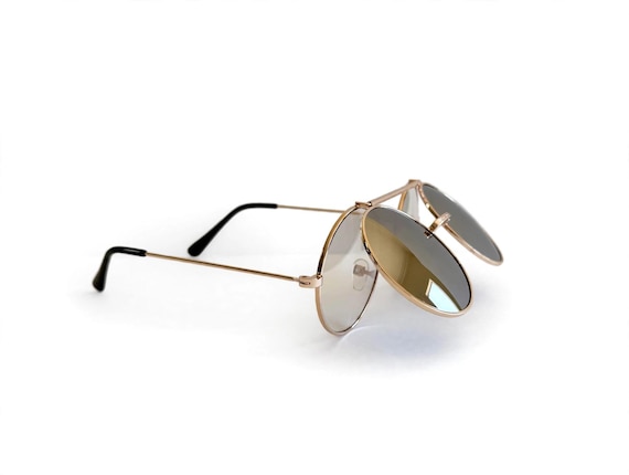 Retro Flip Up Round Sunglasses - Gold and Silver - Vintage 70s Steampunk Circle Shades - Mirrored Lennon Festival sunglasses  DR2