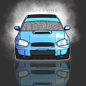 K&ouml;nnte beinhalten: Ein blauer Subaru Impreza WRX STI mit einer schwarzen Motorhaube und einem schwarzen und wei&szlig;en Wirbelmuster auf der Windschutzscheibe. Das Auto spiegelt sich in einer Pf&uuml;tze Wasser.