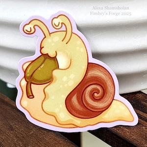Adorable escargot grignotant des feuilles, autocollant animal de la faune, 5 cm vinyle