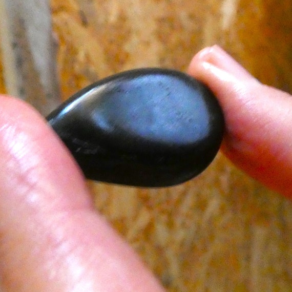 Black Sunstone moonstone cabochone 71 cts - image 7