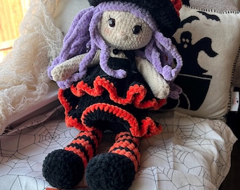 Halloween Crochet Witch Amigurumi Pattern (PDF Download)