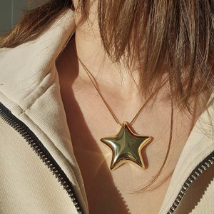 Chunky Star Necklace, Gold Puffy Star Necklace, Star Pendant, Celestial Necklace, Statement Necklace, gift for her, Gold Necklace, gift