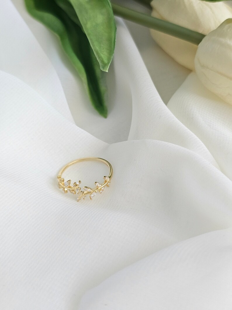 14K Gold Filled Leaf Ring, Open Size Adjustable Minimalist Dainty Delicate Ring, gift for her, birthday gift, gift for mom, minimalist ring image 1