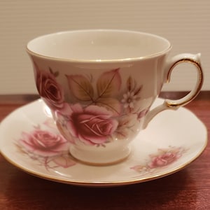 Queen Anne Roses Gold Rim Bone China Tea Cup and Saucer England Ridgeway Potteries