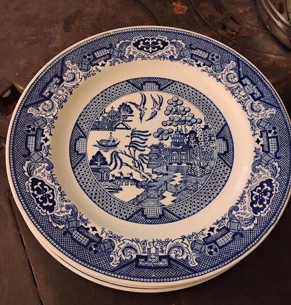 Blue Willow Dinner Willow Ware Royal China 10