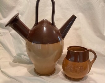 Doulton Lambeth Old Sarum Kettle and Gill