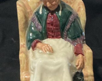 Royal Doulton Figurine “Forty Winks”