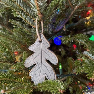 Leaf ornaments | ceramic leaf ornament | holiday ornament | Christmas ornament | holiday gift | handmade pottery